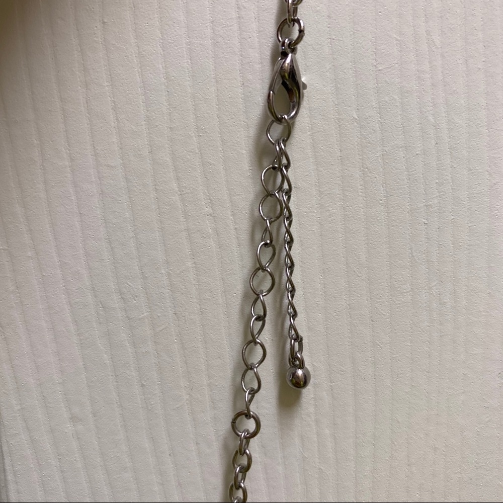 Floral Elephant Necklace - Picture 3 of 3